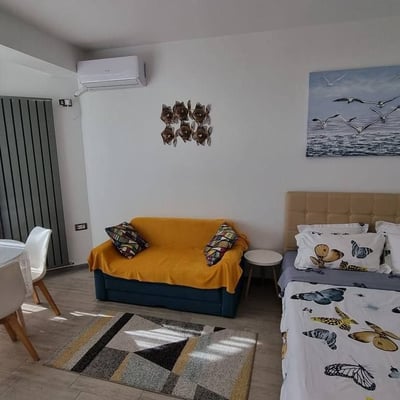 Rental of comfortable 1-room apartments, 36 m², Mamaia, Constanta, Romania
